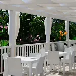 Villaggio Turistico Camping Mare Blu 4*