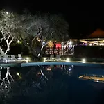 Aparthotel Villaggio Turistico Camping Mare Blu 4*