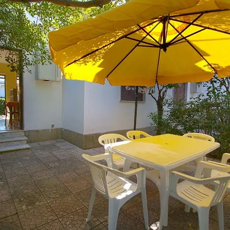 Villaggio Turistico Camping Mare Blu 4*