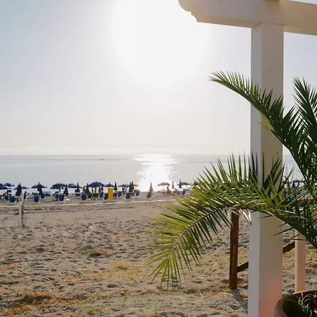 Villaggio Turistico Camping Mare Blu 4* Diamante