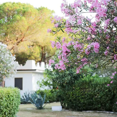 Villaggio Turistico Camping Mare Blu Lejlighedshotel 4*