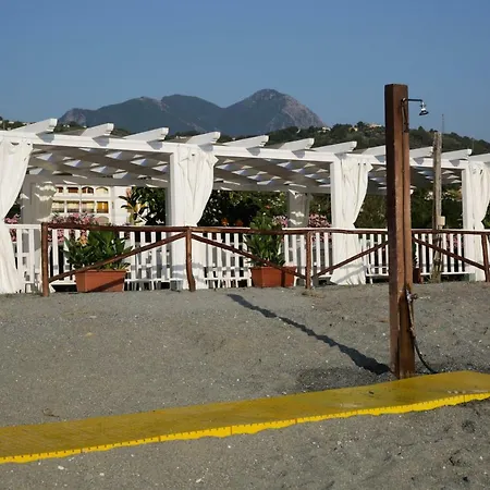 Villaggio Turistico Camping Mare Blu 4* Diamante