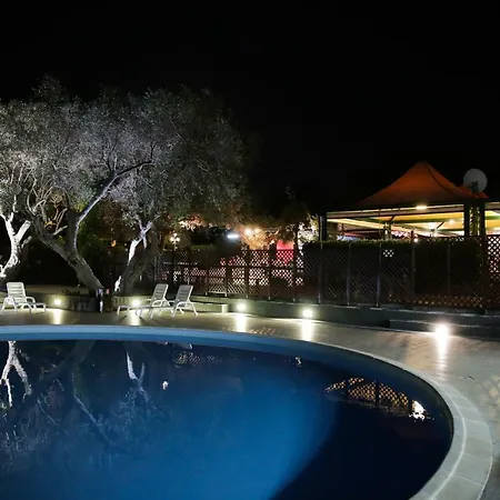 Apartmanhotel Villaggio Turistico Camping Mare Blu