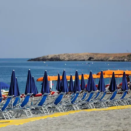 Villaggio Turistico Camping Mare Blu Apart Otel Diamante