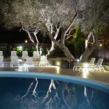 Aparthotel Villaggio Turistico Camping Mare Blu Diamante