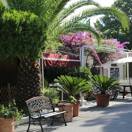 Villaggio Turistico Camping Mare Blu Apartmanhotel
