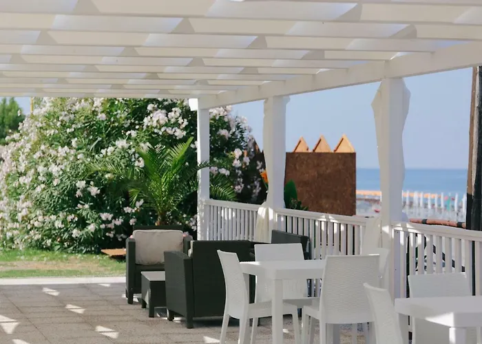 Villaggio Turistico Camping Mare Blu Apart-hotel 4*