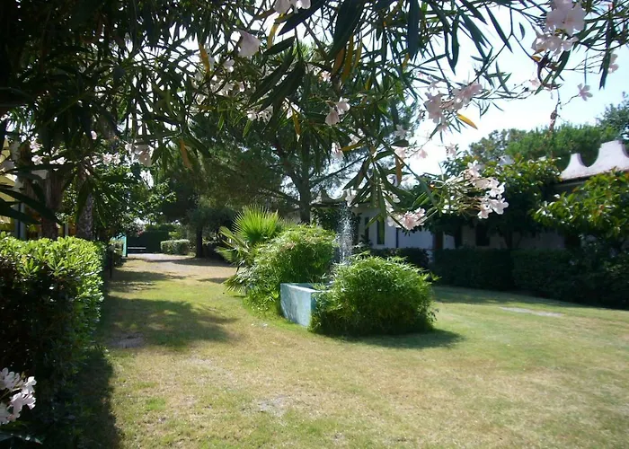 Villaggio Turistico Camping Mare Blu 4* Diamante