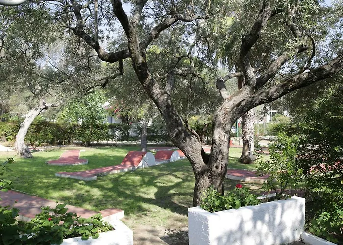 Villaggio Turistico Camping Mare Blu Apart-hotel 4*