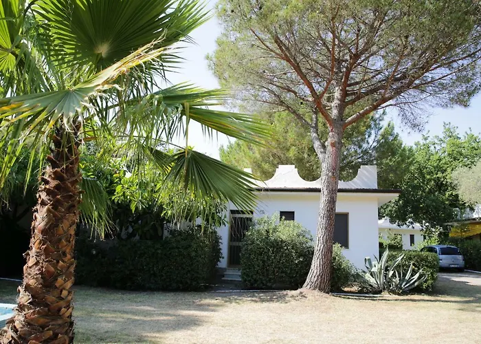 Villaggio Turistico Camping Mare Blu Apart-hotel 4*